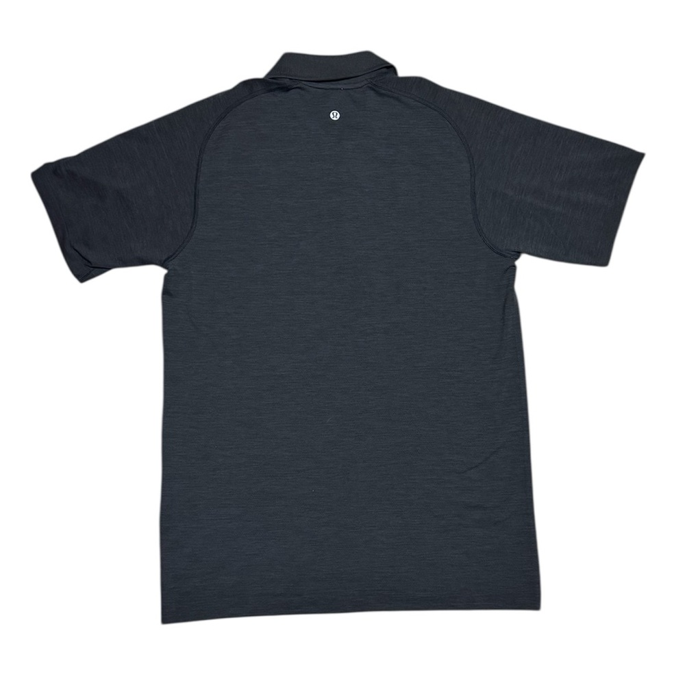 ❌SOLD❌ LULULEMON Men's Metal Vent Tech Polo Shirt - Grey/Black, Medium - Picture 4 of 6
